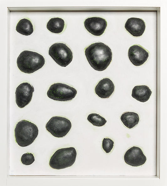 Pfanner Carmen, black dots